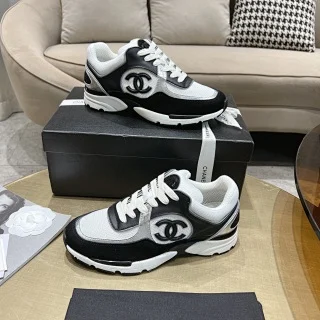 Chanel Sneakers Two-tone chunky low-top with interlocking CC logo product detail image 3