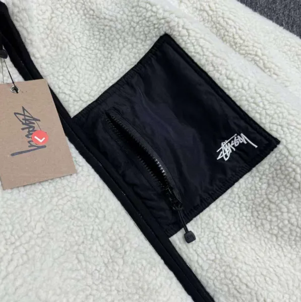 Stüssy Fleece Sherpa Jacket Off-White with Black Accents Outerwear - 9