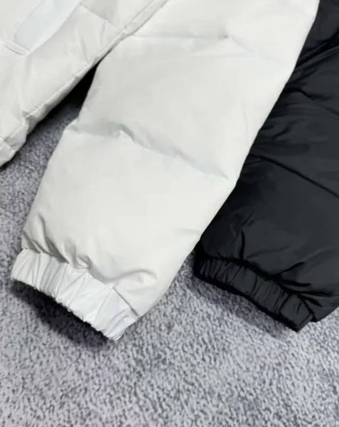 Descente x Raiffeisen x Swisscom x Helvetia x BKW Down Jacket Black - 19