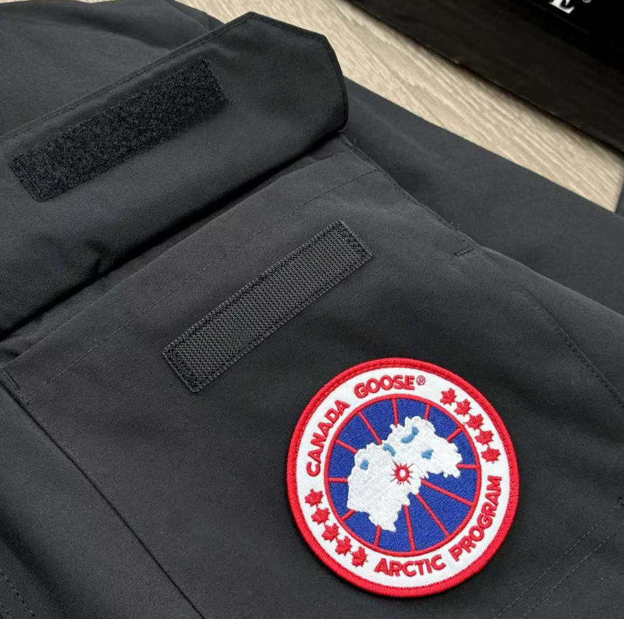 Canada Goose Expedition Parka Black with Raccoon Fur Trim - 16