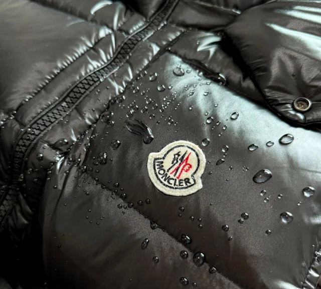 Unbranded Vests Hooded quilted puffer vest with zip pockets product detail image 11