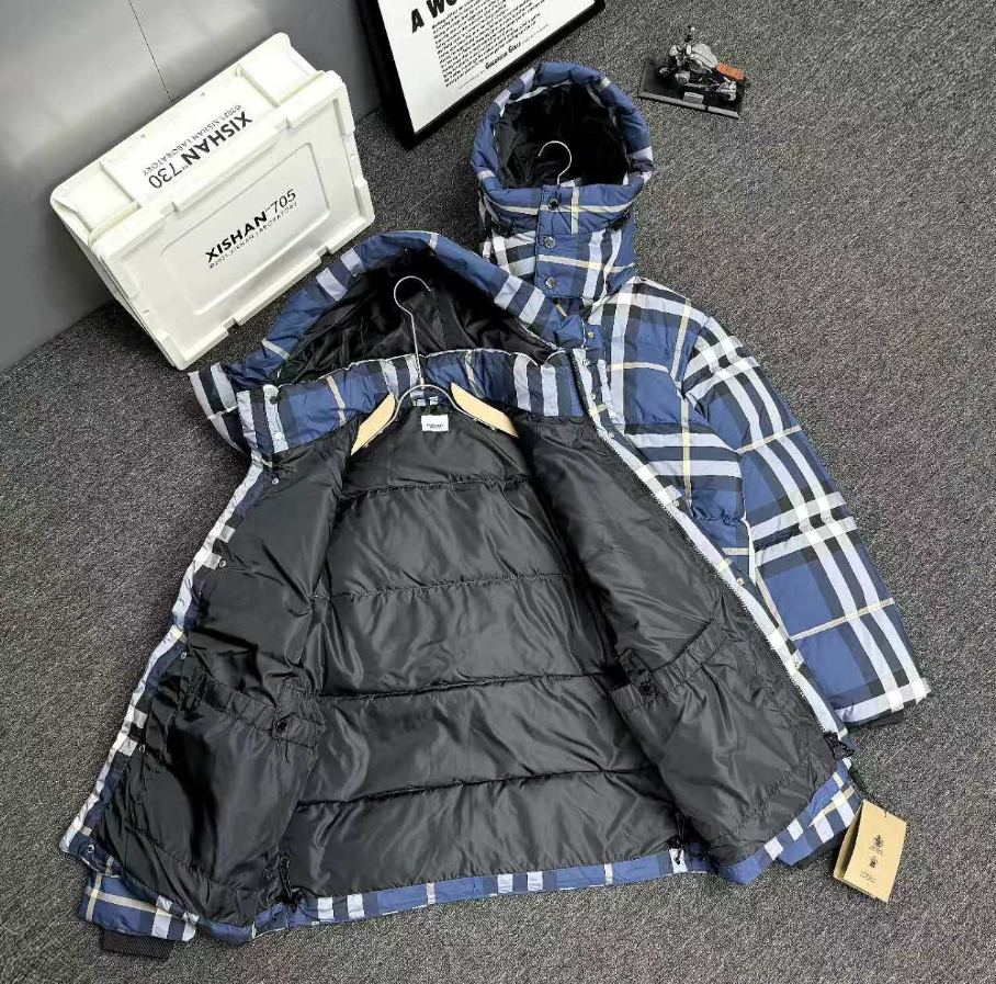 Burberry Classic Check Down Jacket Navy Blue Plaid Parka - 14