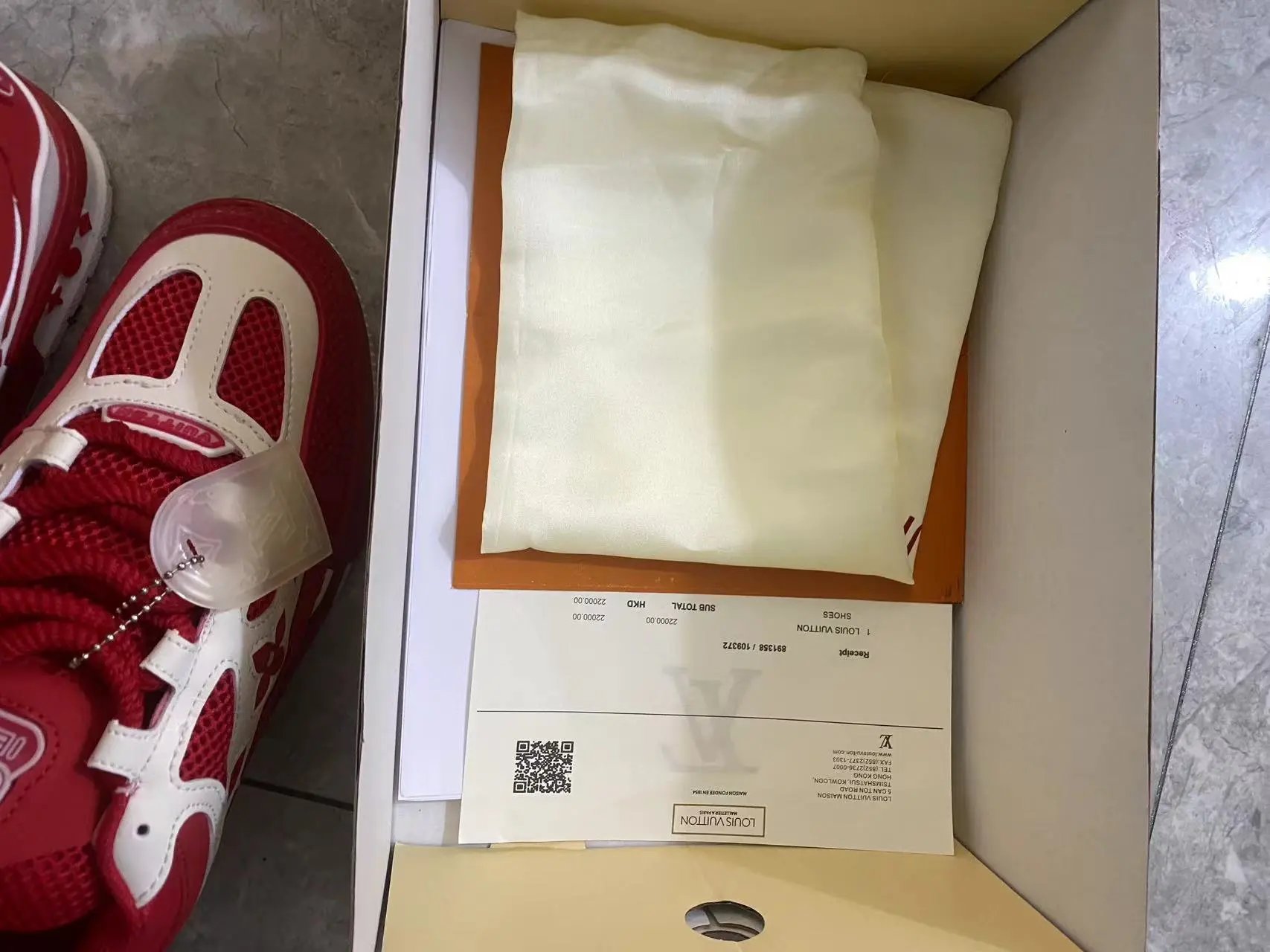 Louis Vuitton Archlight Sneakers Red and White - 8