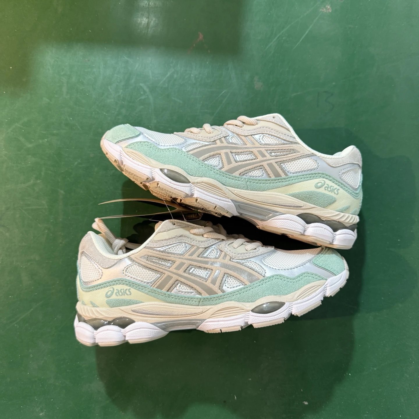 GEL-NYC meter green 1203A859-100
