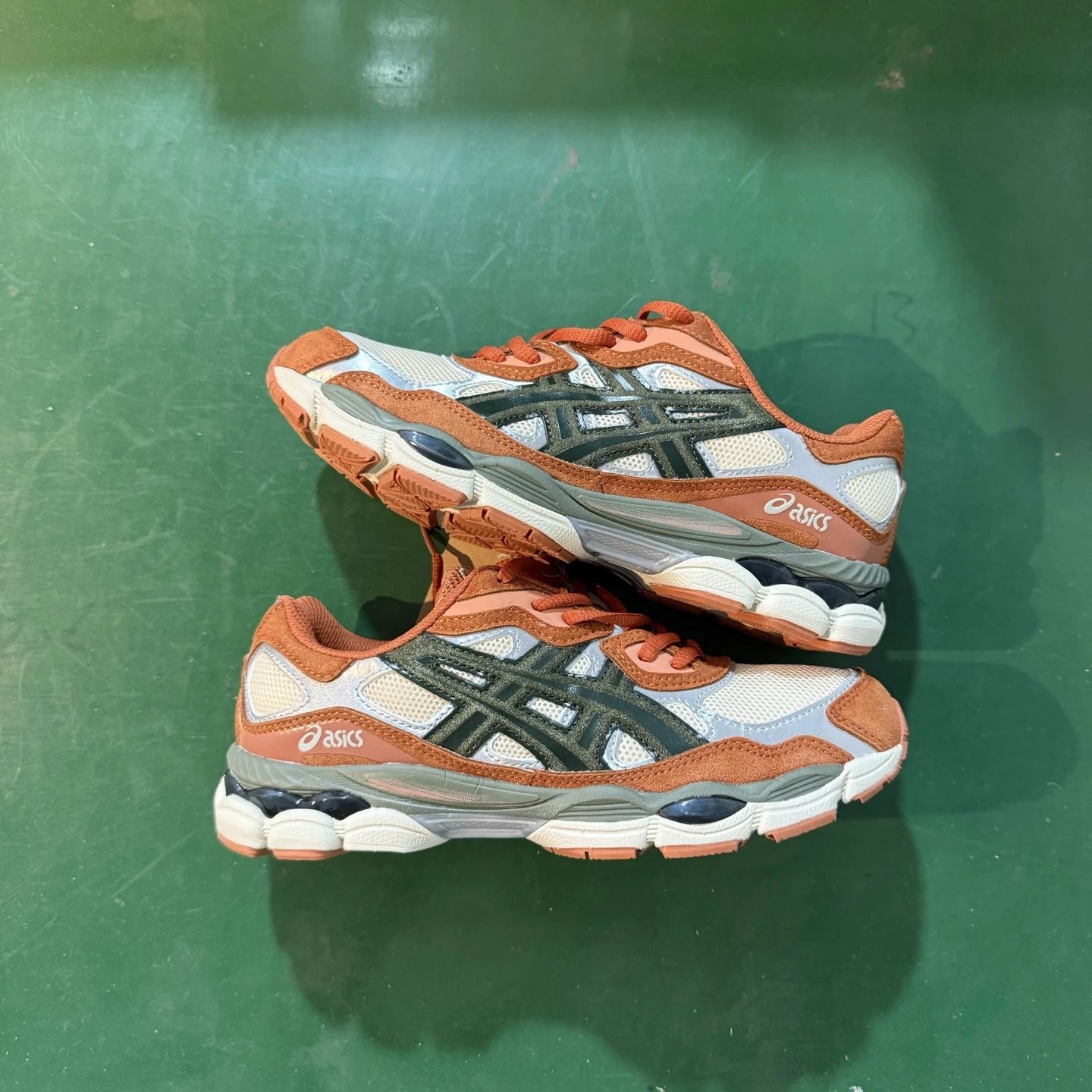 GEL-NYC Orange 1201A789-251
