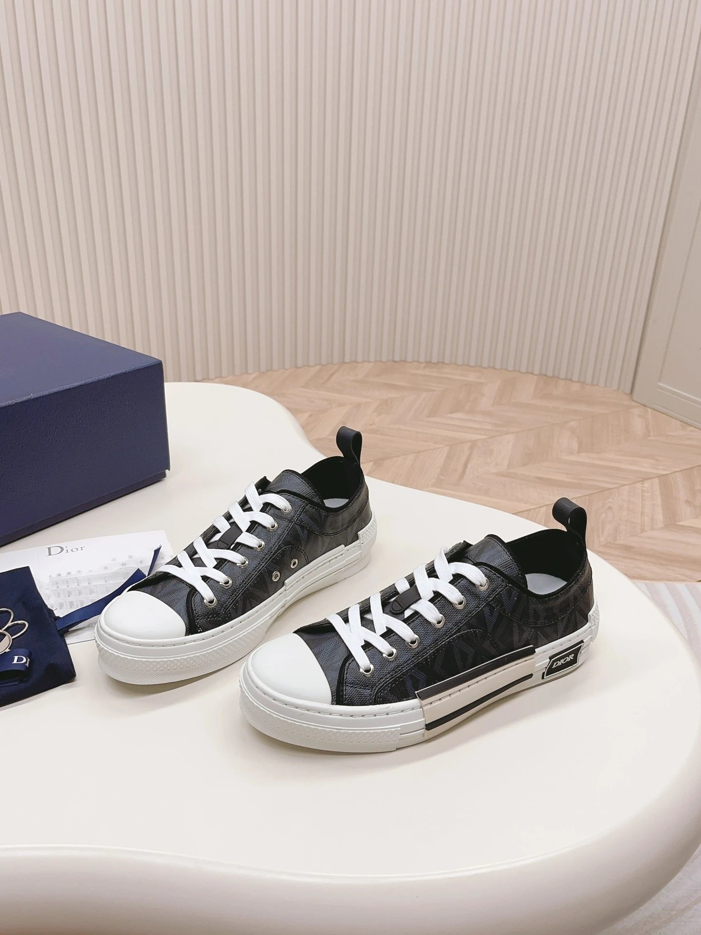 Product view 12