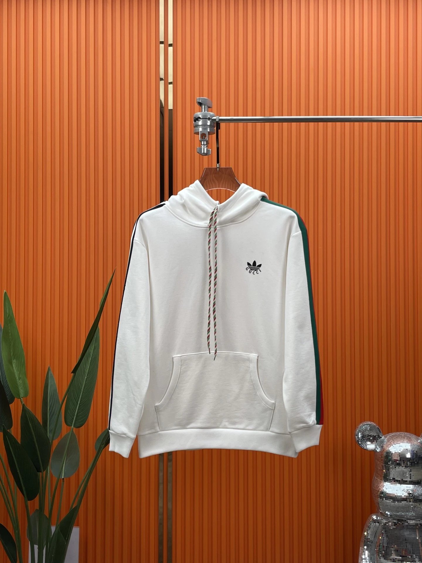 Product view 31