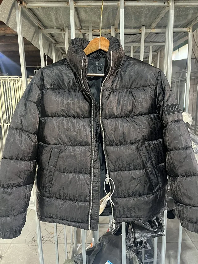 Moncler Down Jackets Hooded Quilted Jacket product detail image 12