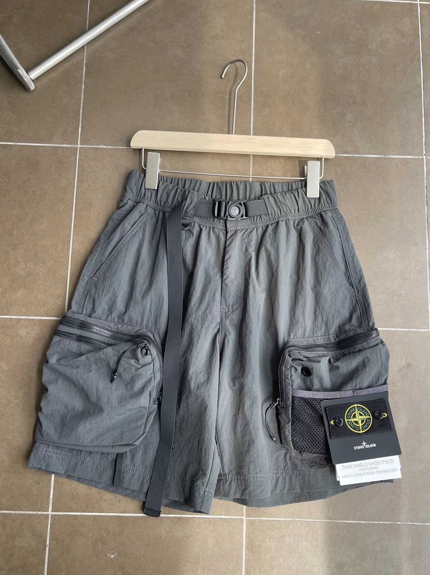 Product view 33