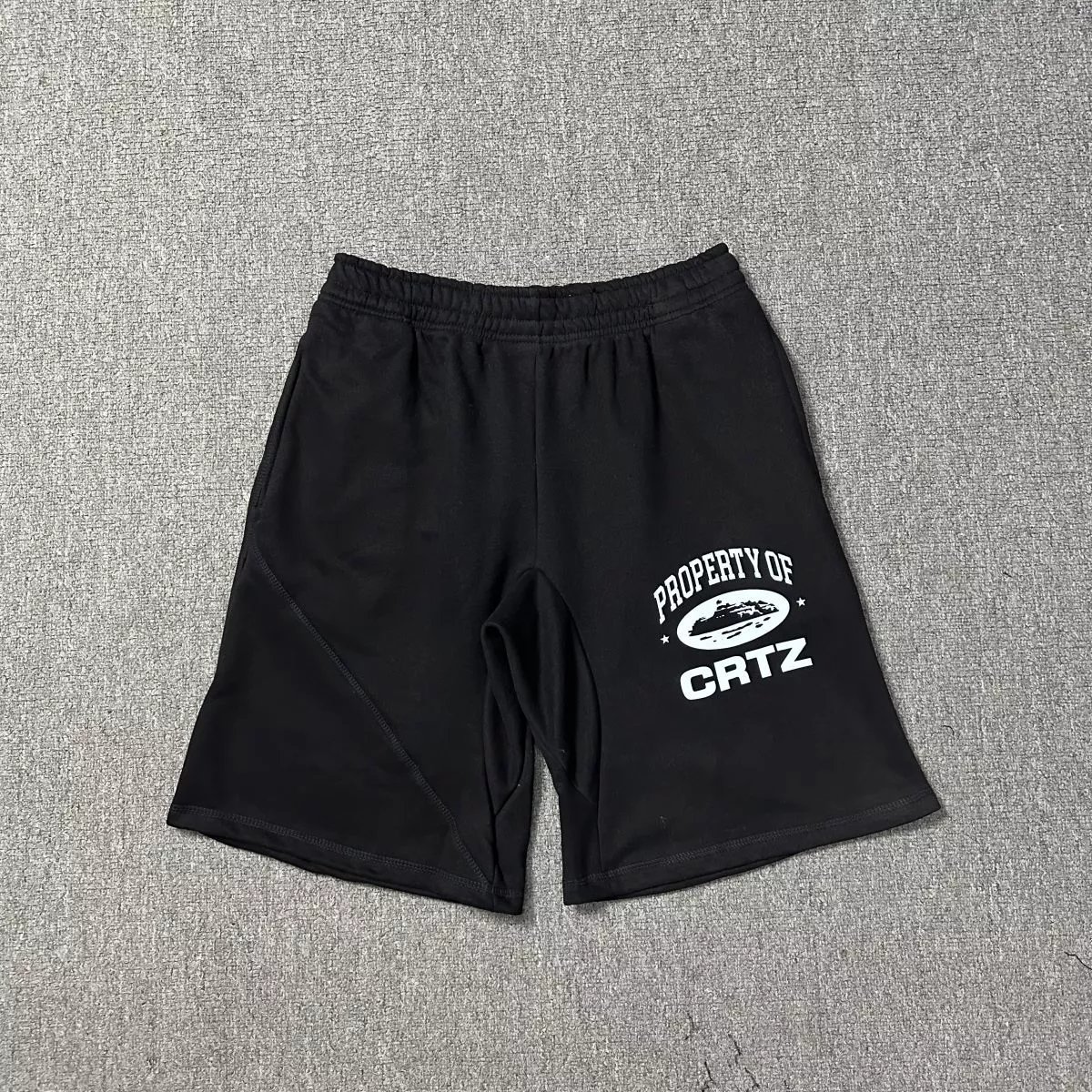 Black 32