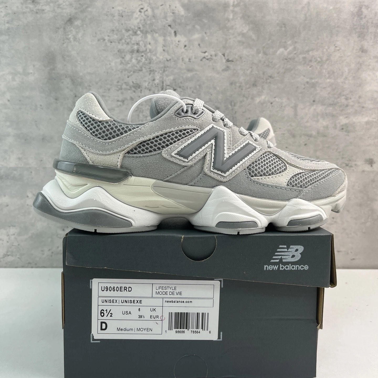 U9060ERD Black Gray