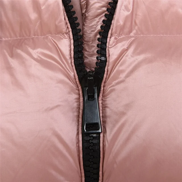 Moncler Down Jackets Hooded Puffer Jacket with Sleeve Logo Patch product detail image 52