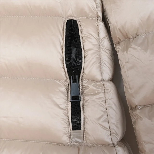 Moncler Down Jackets Hooded Puffer Jacket with Sleeve Logo Patch product detail image 35