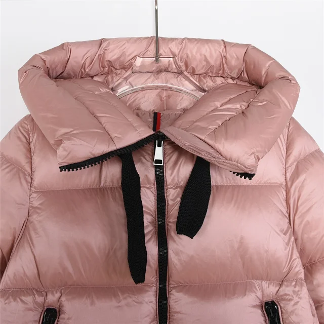 Moncler Down Jackets Hooded Puffer Jacket with Sleeve Logo Patch product detail image 51