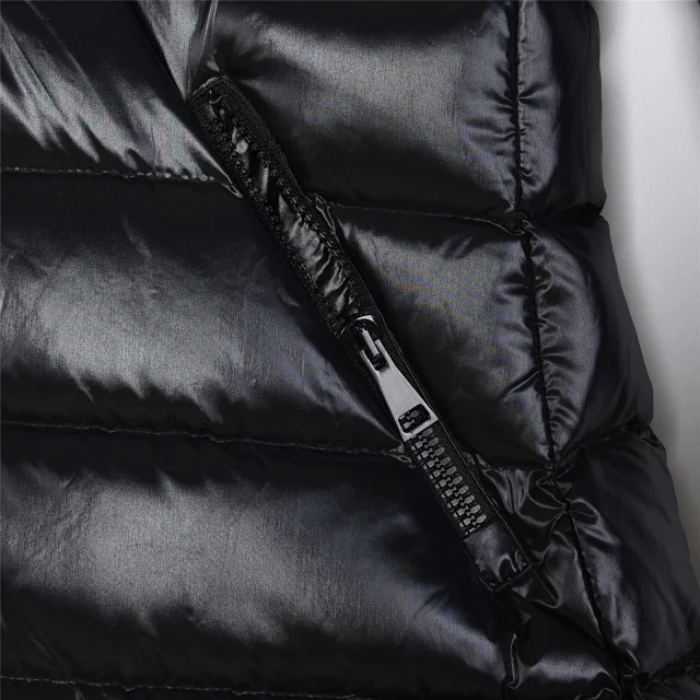 Moncler Down Jackets Hooded Puffer Jacket with Sleeve Logo Patch product detail image 73