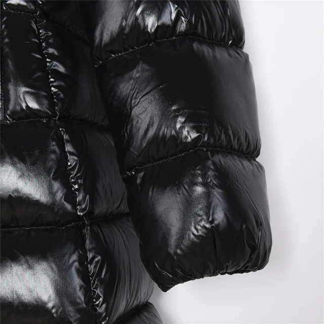 Moncler Down Jackets Hooded Puffer Jacket with Sleeve Logo Patch product detail image 45