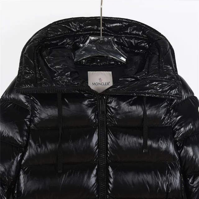 Moncler Down Jackets Hooded Puffer Jacket with Sleeve Logo Patch product detail image 41