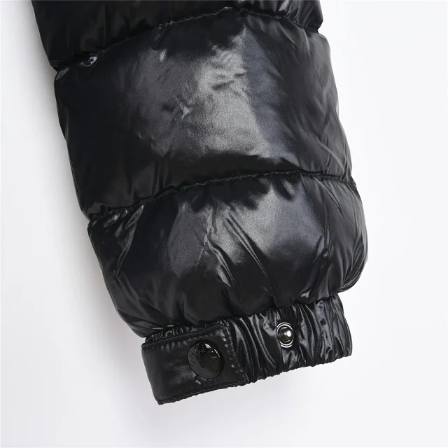 Moncler Down Jackets Hooded Puffer Jacket with Sleeve Logo Patch product detail image 84