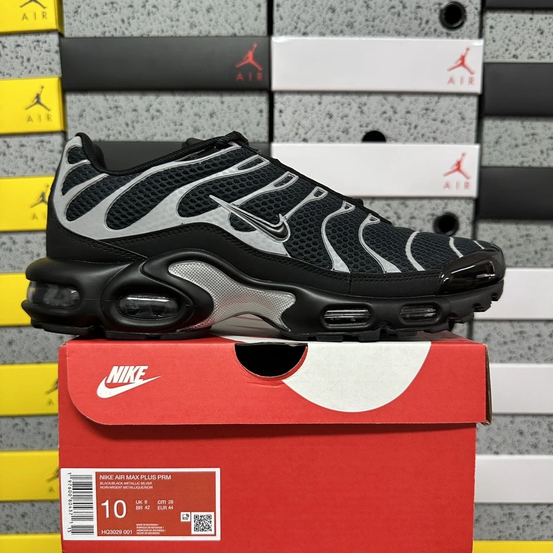HQ3029-001 Black Silver