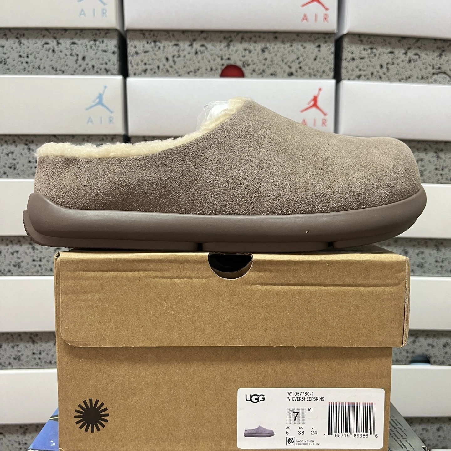 Top UGG 1057780-1 Sandy Baotou Half Slippers（35-40） SKU image