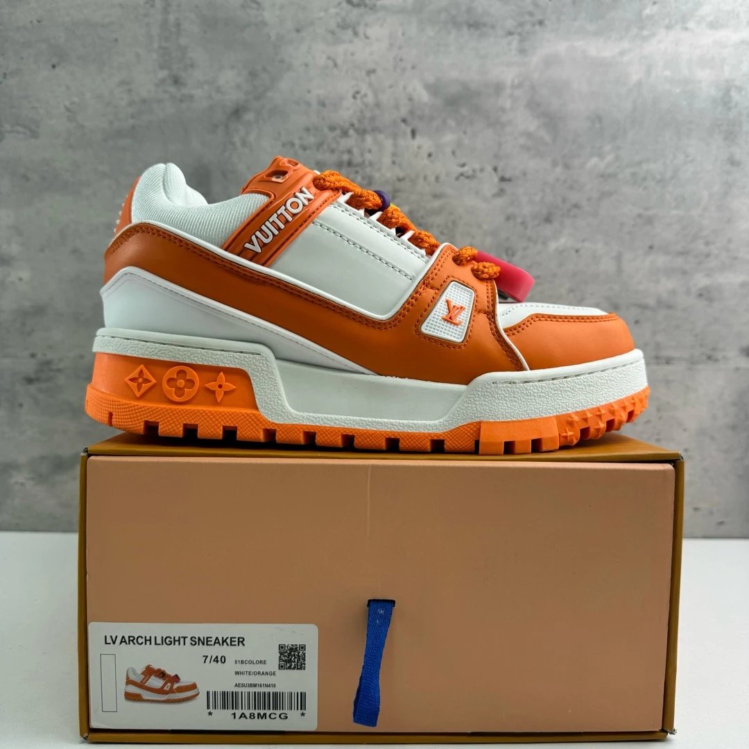 White Orange Puff