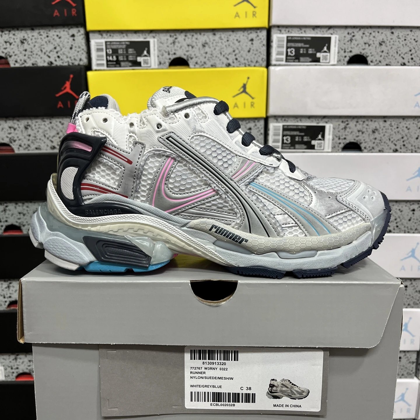 7.5 0322 White