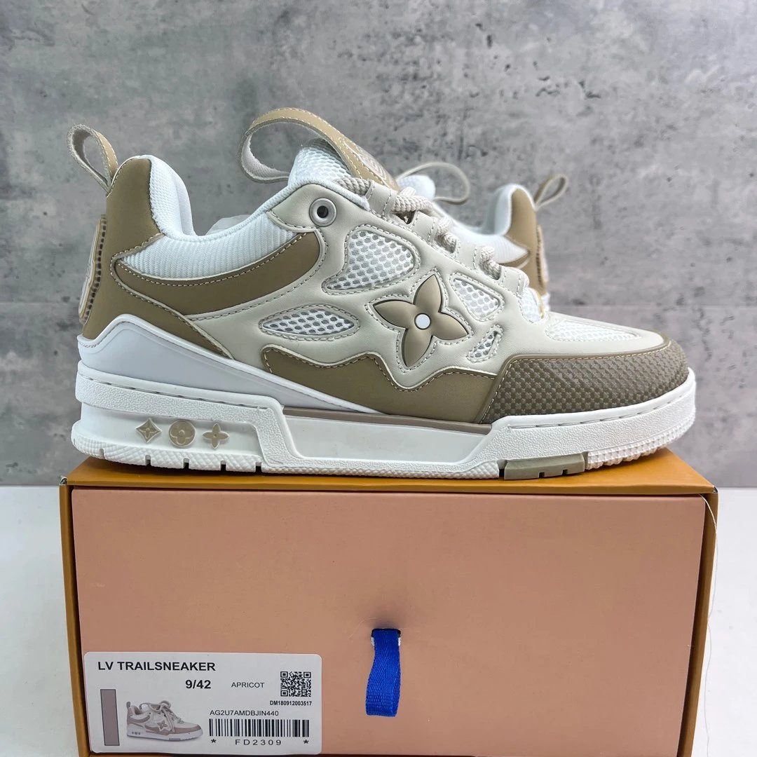 SK8 White Brown