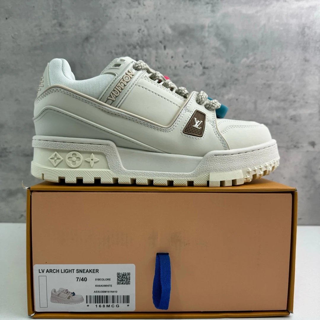 Off-White Puff
