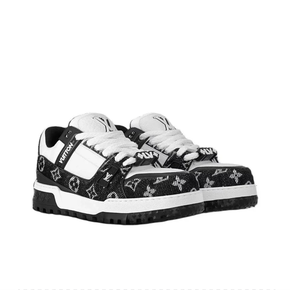 Canvas Black White Puff