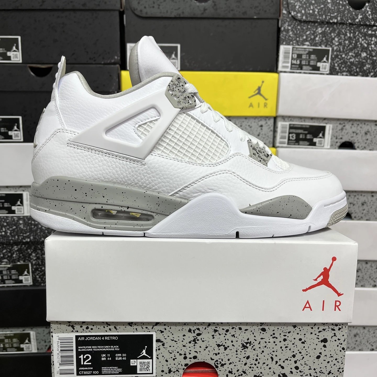 AJ4 White Oreo CT8527-100 (36-47.5)