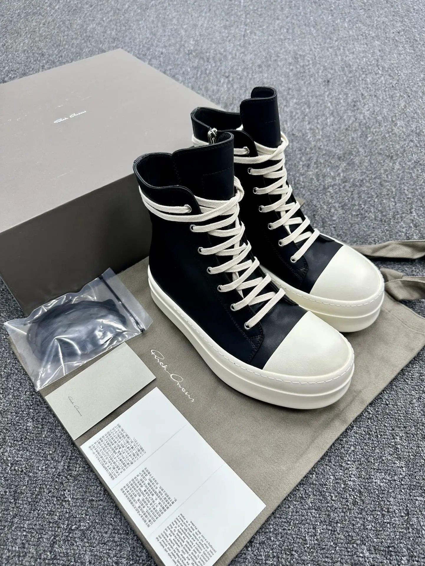 Rick Owens Sneakers Low-Top Lace-Up Canvas — RO watermelon head high-top black skin
