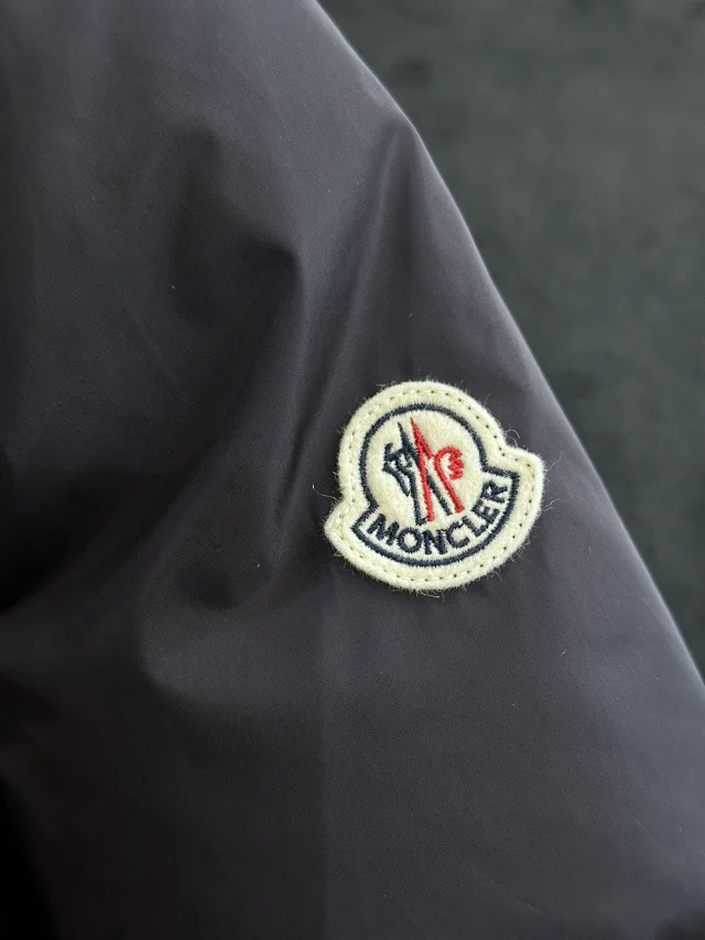 Moncler Down Jackets quilted puffer jacket with stand collar product detail image 9
