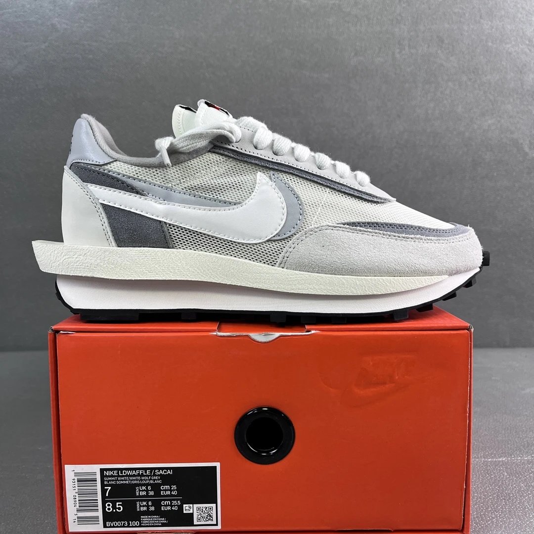 PK Sacai BV0073-100灰白