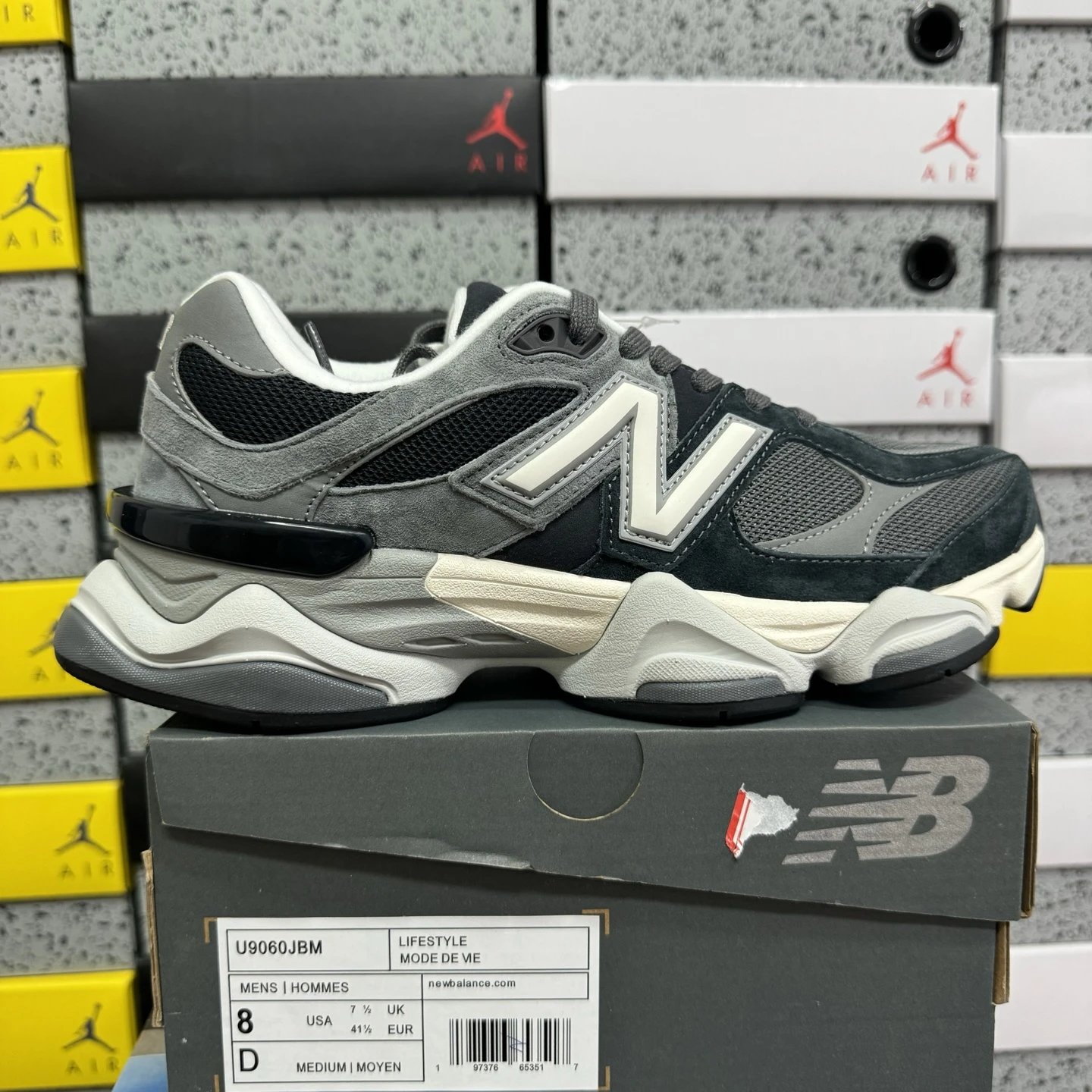 U9060JBM Black Grey