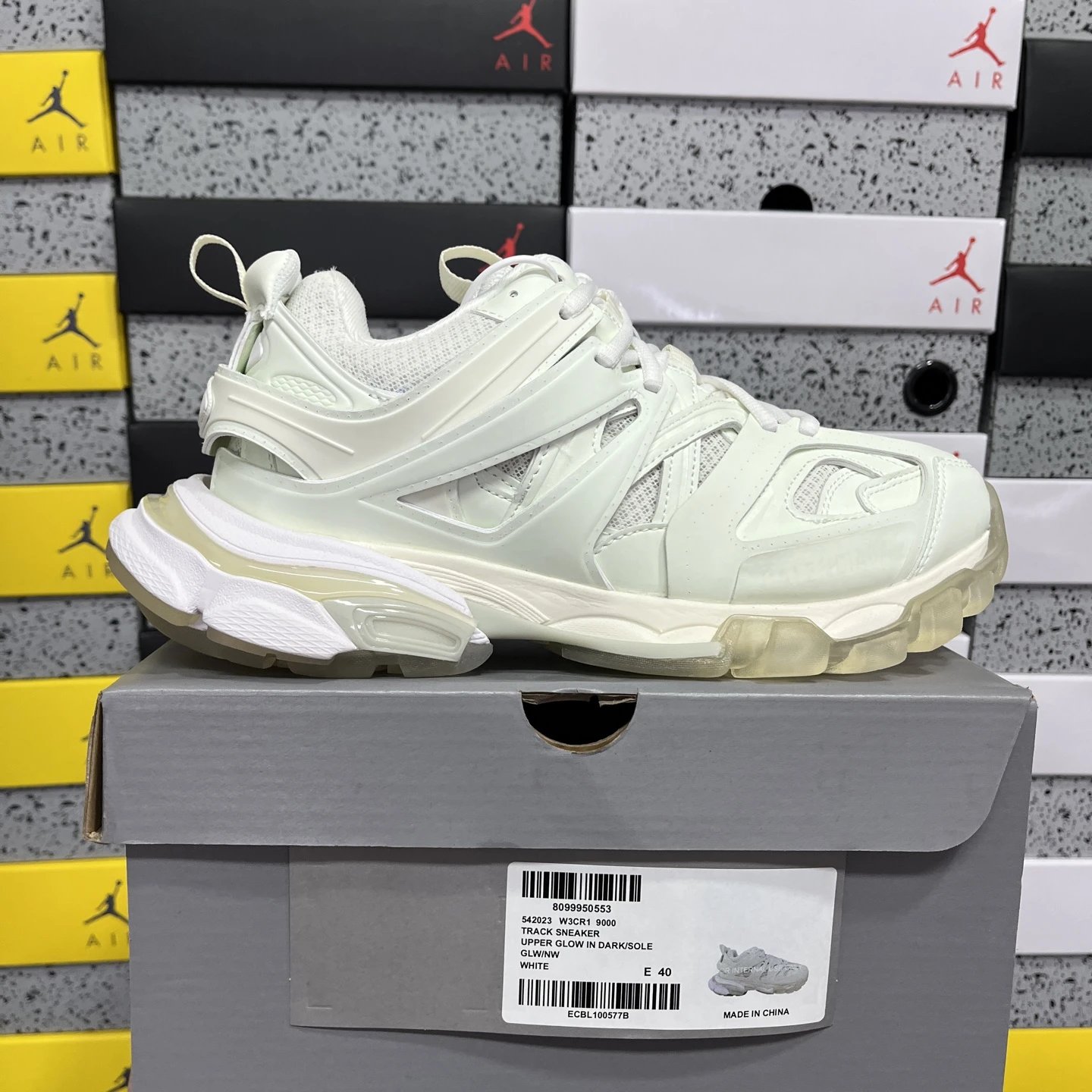 Balenciaga Track 3.0 Pierced Shoes — 9000 Luminous White colorway — USFans Spreadsheet photo