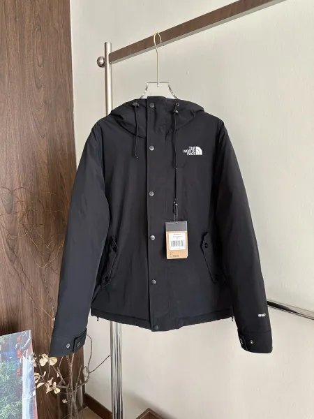 The North Face Mountain Light Jacket Black Outerwear - 1