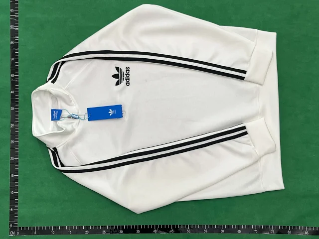 Adidas Hoodies & Sweatshirts Trefoil quarter-zip sweatshirt with striped sleeves product detail image 8