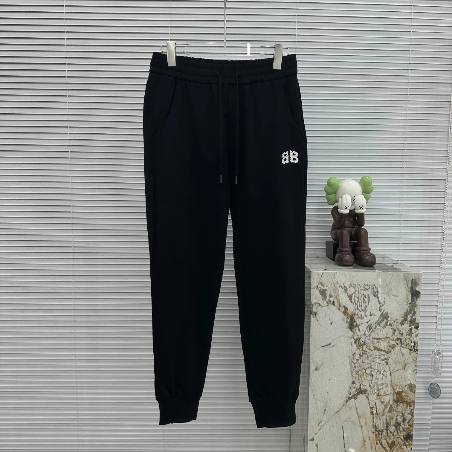23黑色 option