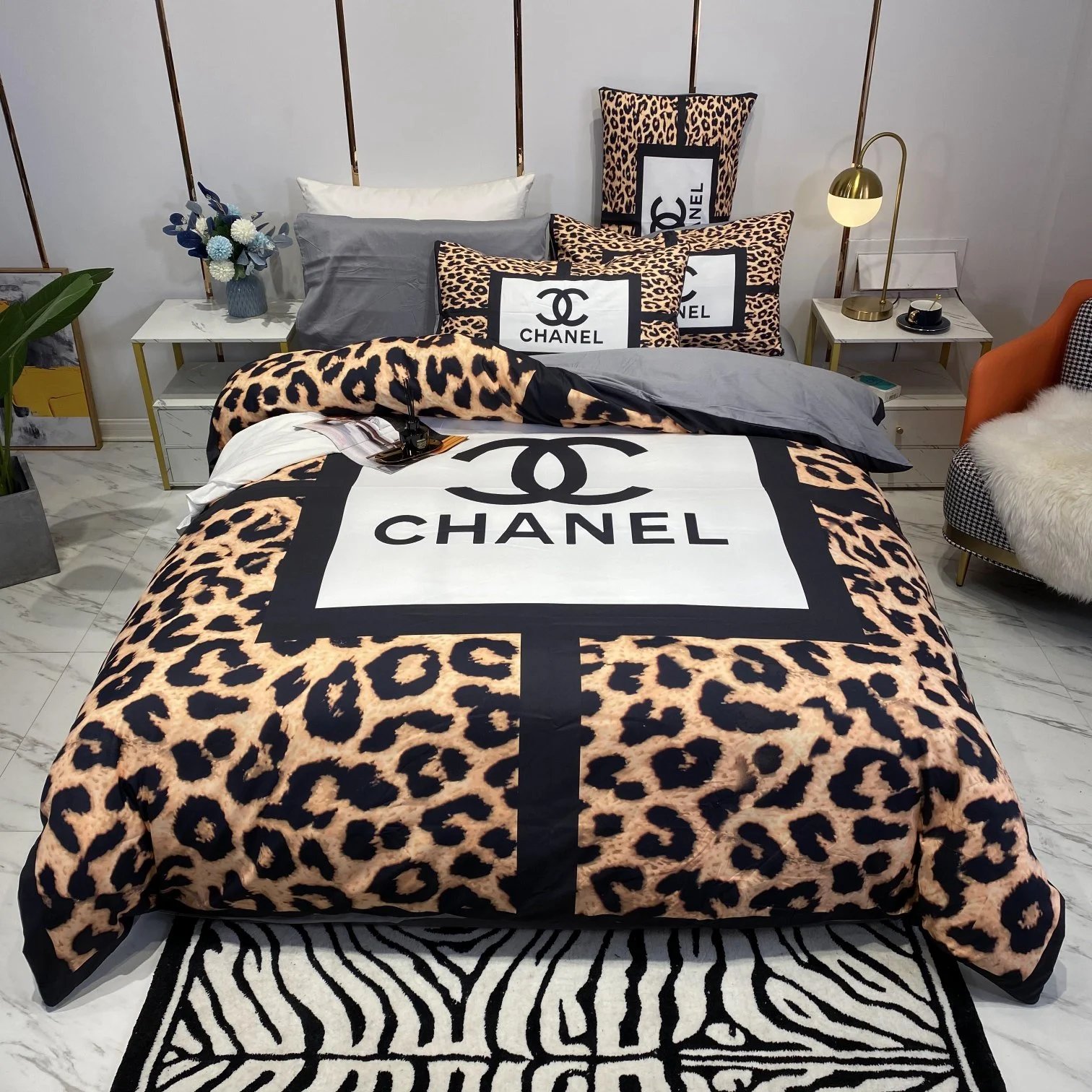 Chanel Logo Print Bedding Set White/Black - 12