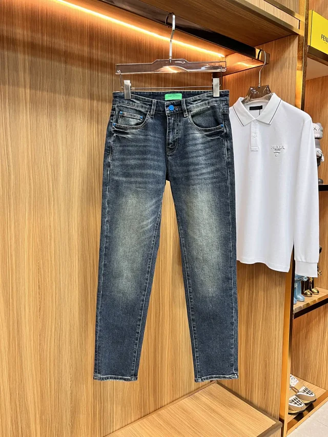 Louis Vuitton Jeans Straight-Leg Five-Pocket product detail image 12