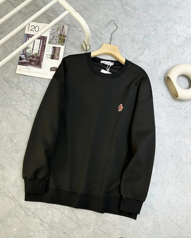 Moncler Hoodies & Sweatshirts Crewneck sweatshirt with logo patch product detail image 5