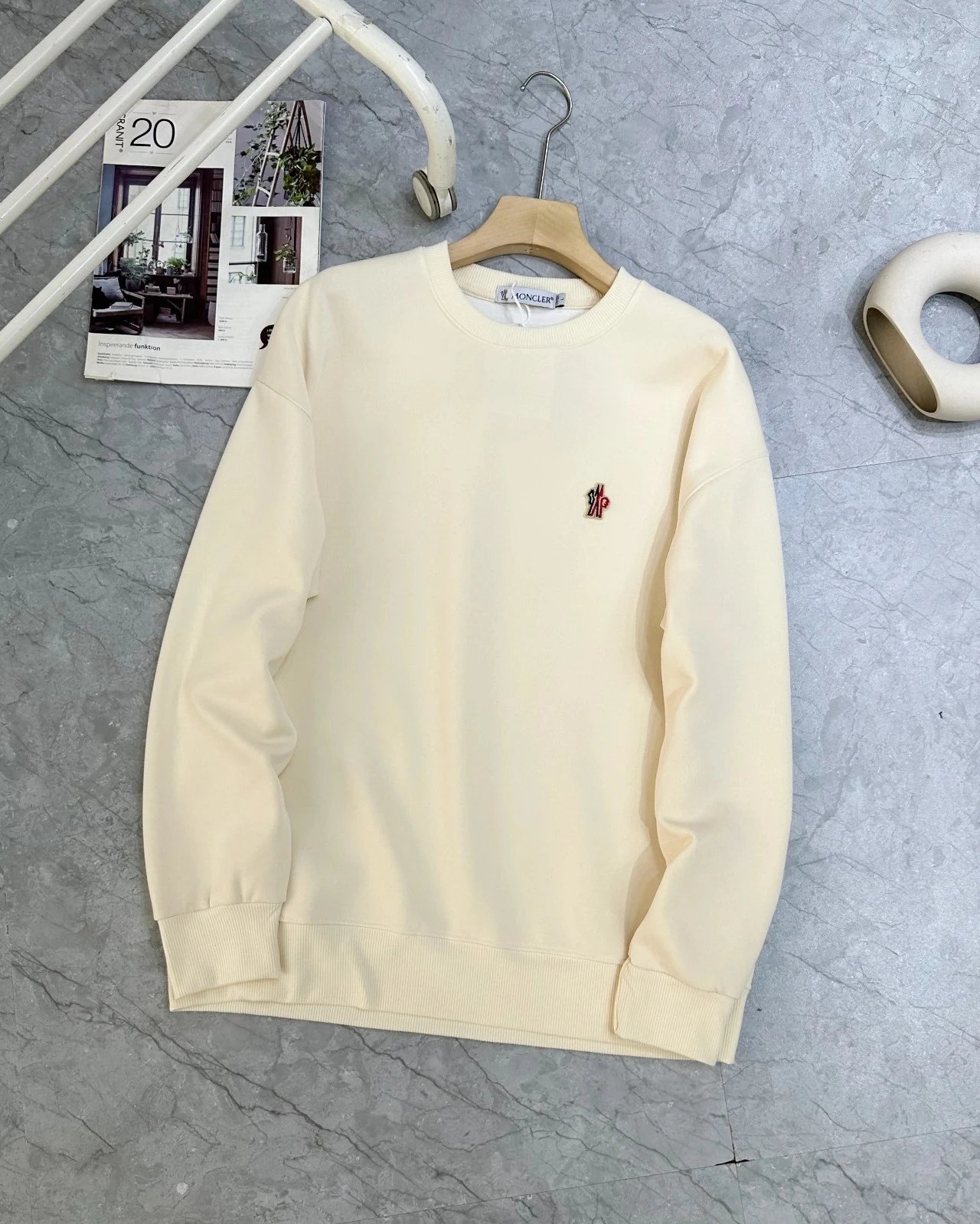 03 Apricot
