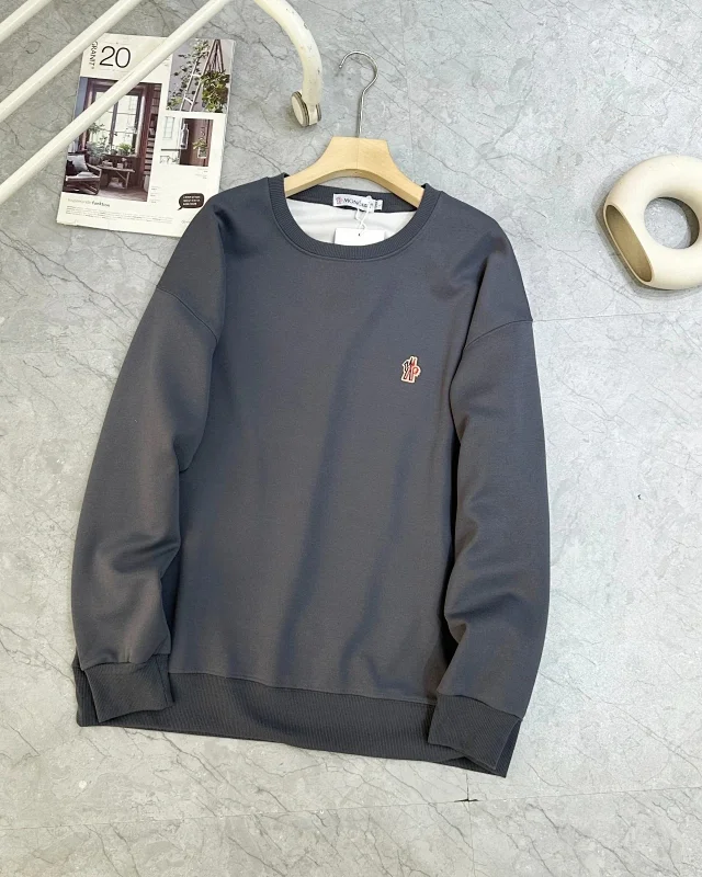 Moncler Hoodies & Sweatshirts Crewneck sweatshirt with logo patch product detail image 6