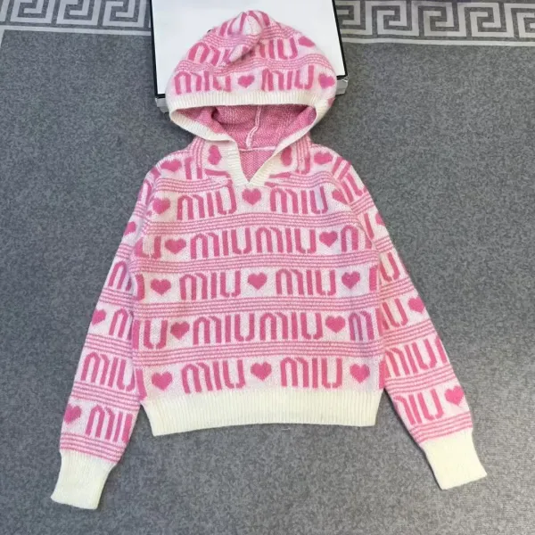 Miu Miu Logo Heart Knit Cardigan Pink Cream - 8