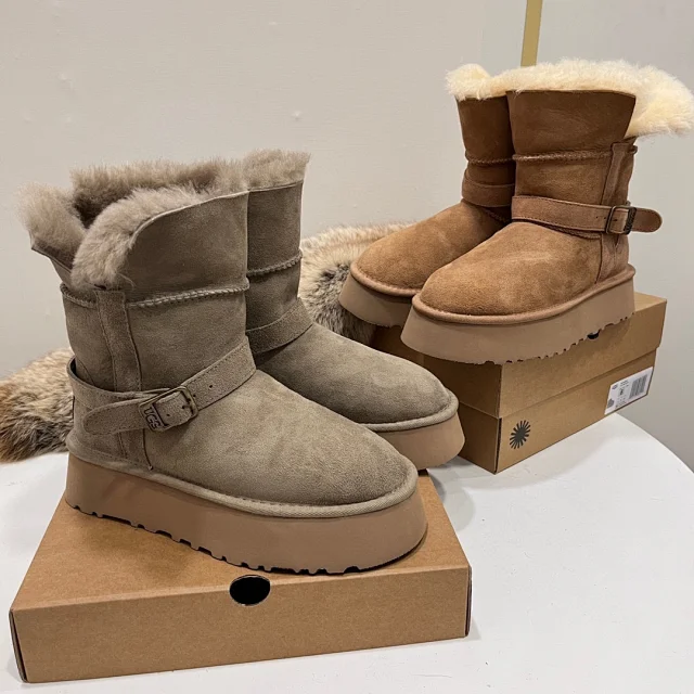 UGG Boots Fur-Lined Platform Ankle product detail image 5