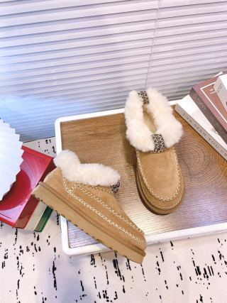 UGG Tasman Platform Slide Black with Tribal Print Strap Slippers - 15