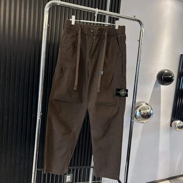Stone Island Jeans DX30-12 cargo with utility pockets and strap details product detail image 6