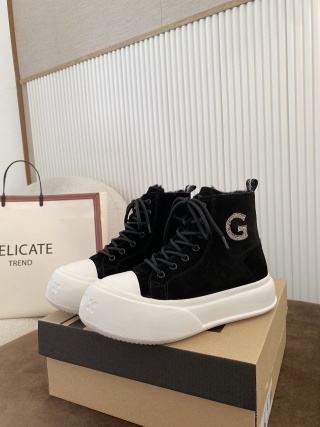 Louis Vuitton LV Maxi Trainer Low Cream White