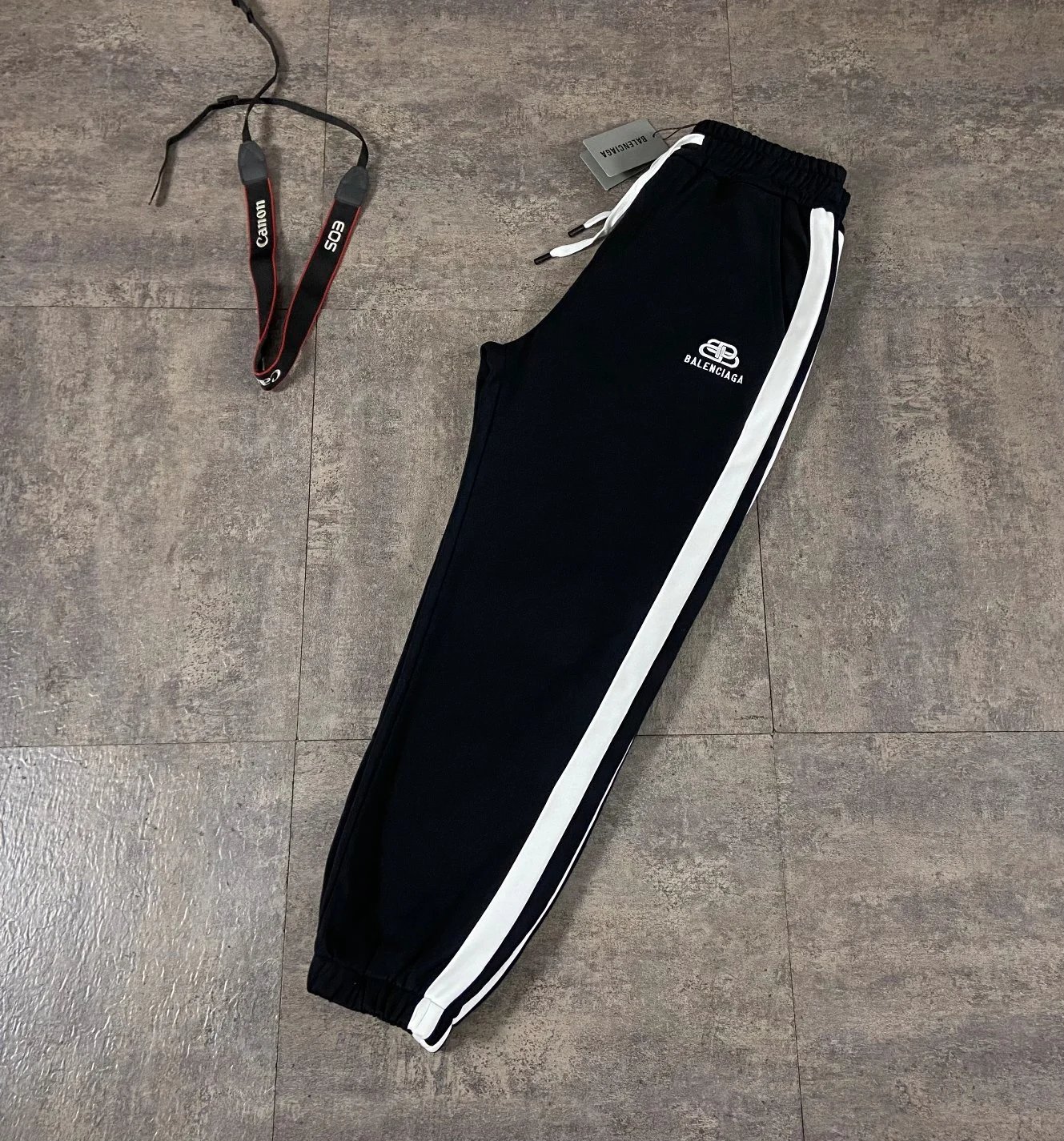 Balenciaga Trousers Logo jogger with side stripes image 8