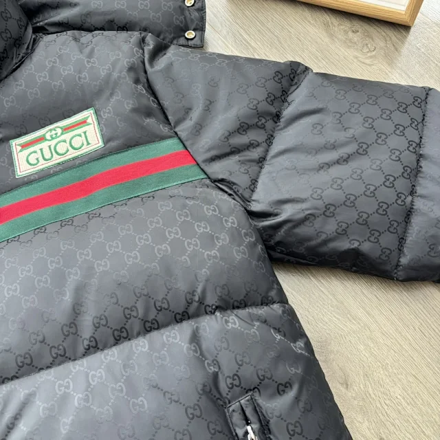 Gucci Down Jackets Hooded Puffer Jacket product detail image 12